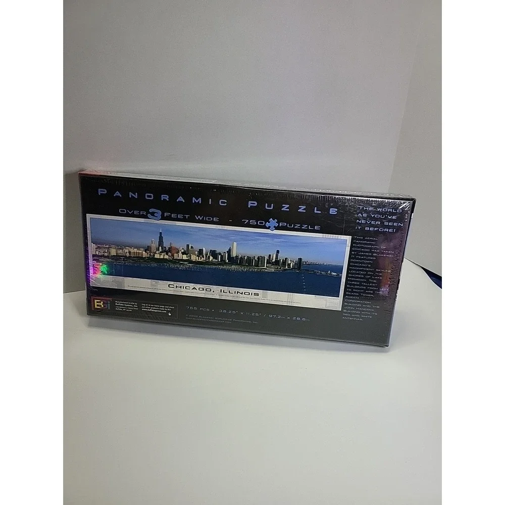 Buffalo Games New/Sealed Retro Chicago, Illinois Panoramic Puzzle 765‎ Pieces